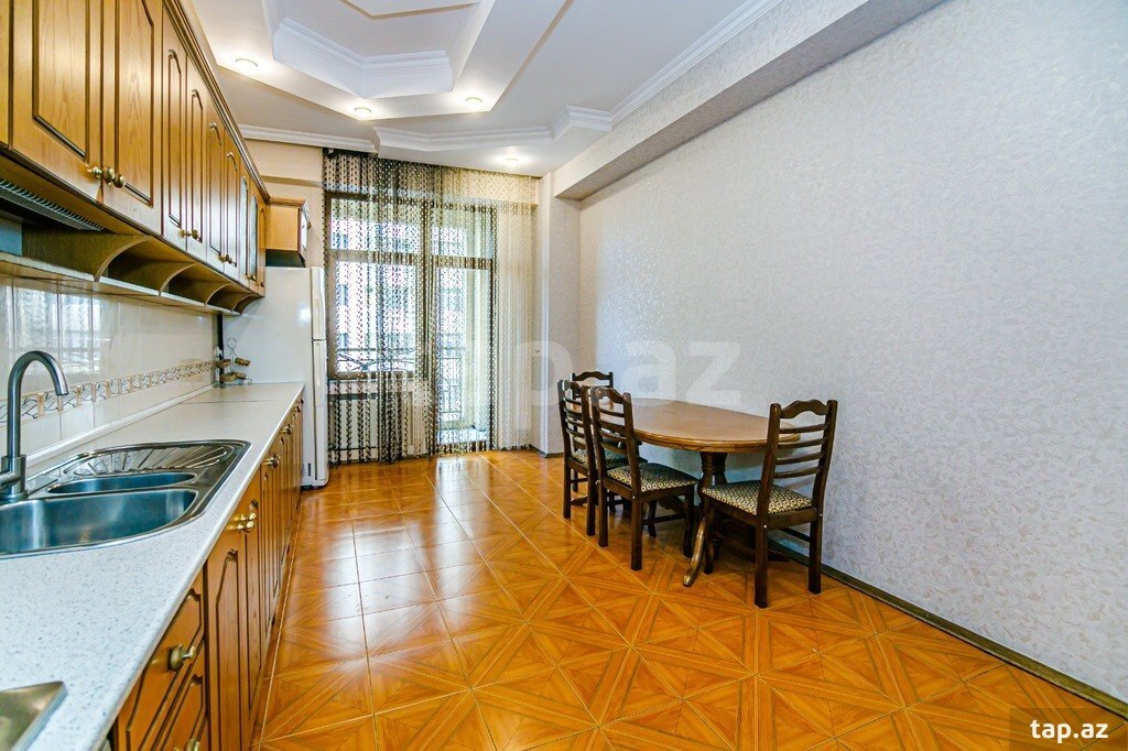 3-otaqlı yeni tikili kirayə verilir, R. Behbudov küç., 170 m² (23)