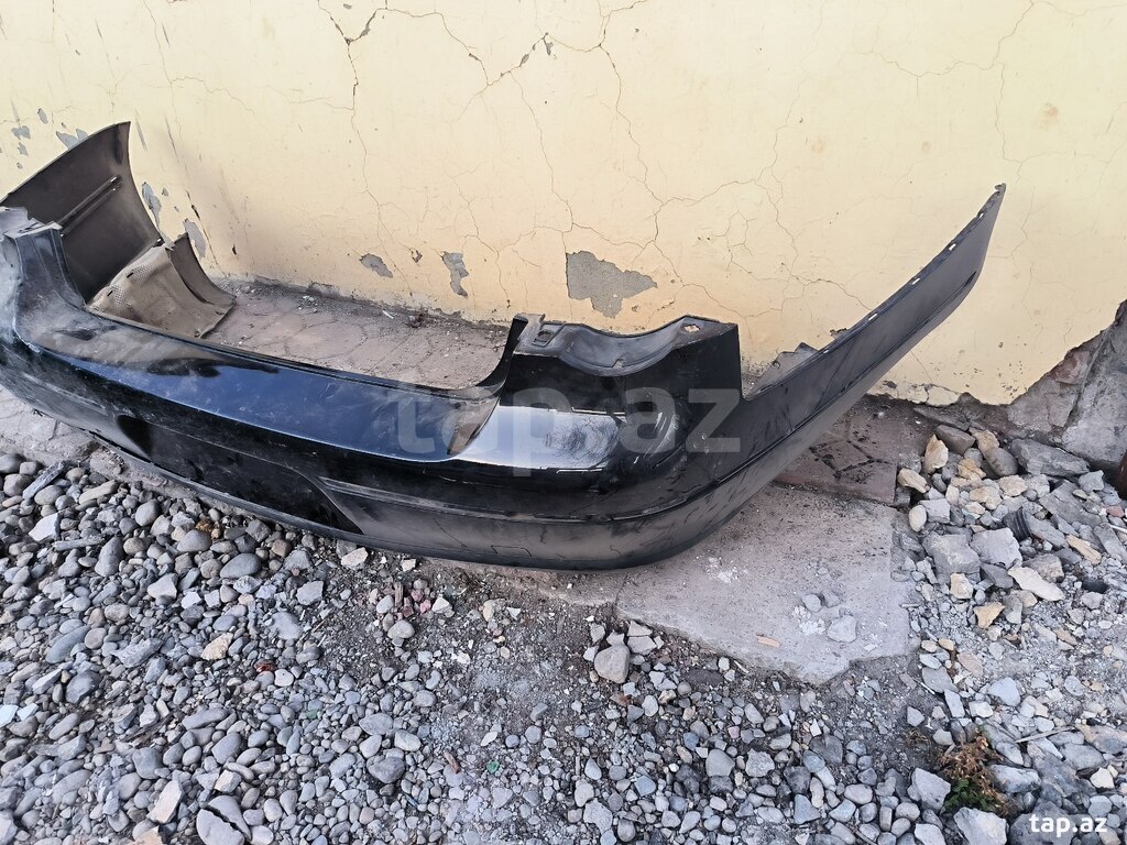 "Volkswagen Passat B6" arxa bufer  (2)