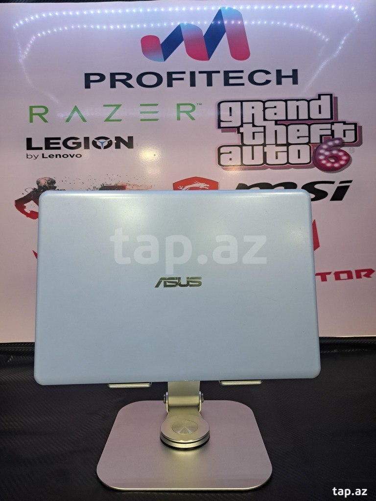 Noutbuk "Asus" (4)