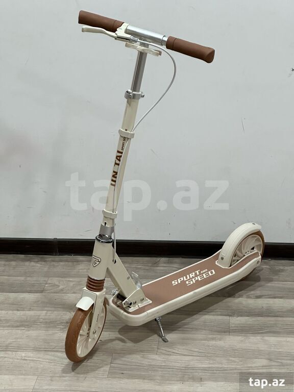 Skuter (2)