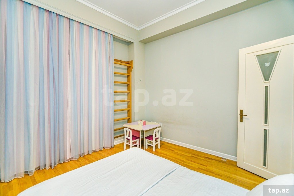 4-otaqlı yeni tikili kirayə verilir, Bülbül pr., 190 m² (10)