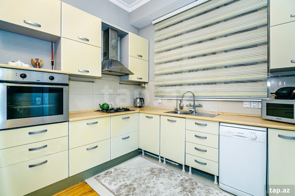 4-otaqlı yeni tikili kirayə verilir, Bülbül pr., 190 m² (24)
