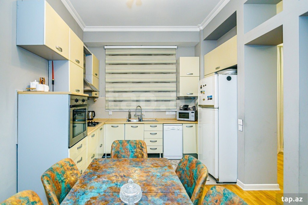 4-otaqlı yeni tikili kirayə verilir, Bülbül pr., 190 m² (23)