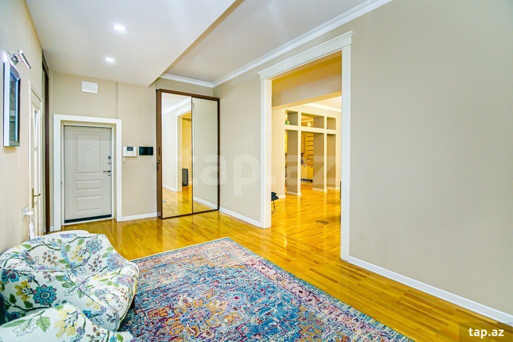4-otaqlı yeni tikili kirayə verilir, Bülbül pr., 190 m² (30)