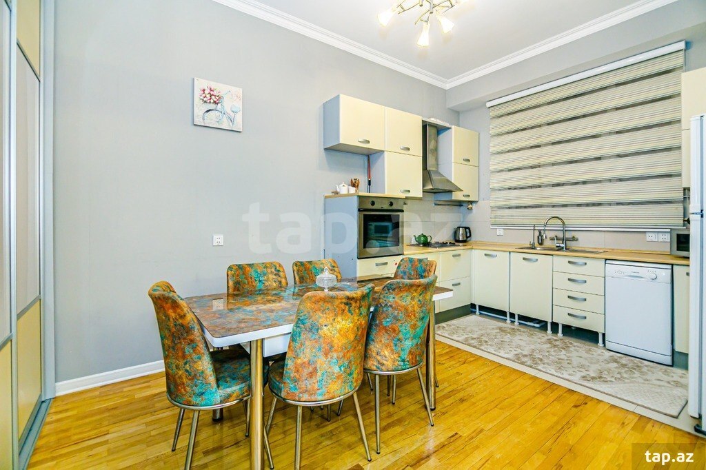 4-otaqlı yeni tikili kirayə verilir, Bülbül pr., 190 m² (25)