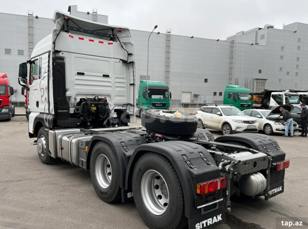 Sitrak C7H 6x4, 2024 il  (3)