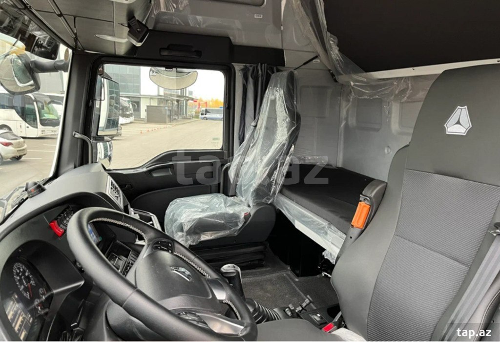 Sitrak C7H 6x4, 2024 il  (6)