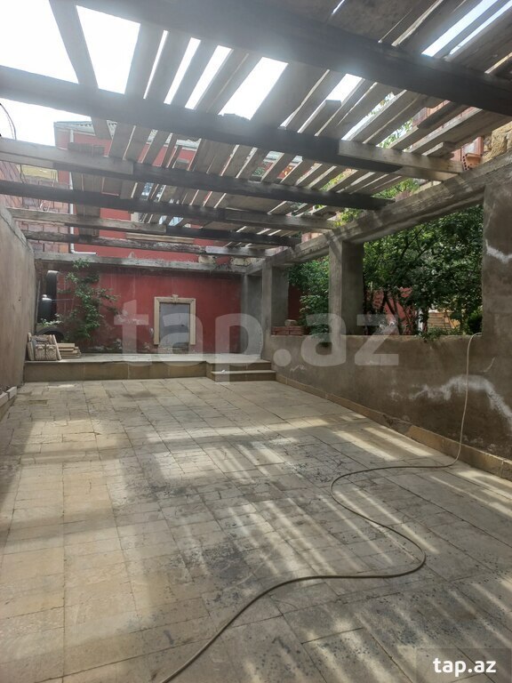 Həyət evi, Sulutəpə qəs. (12)
