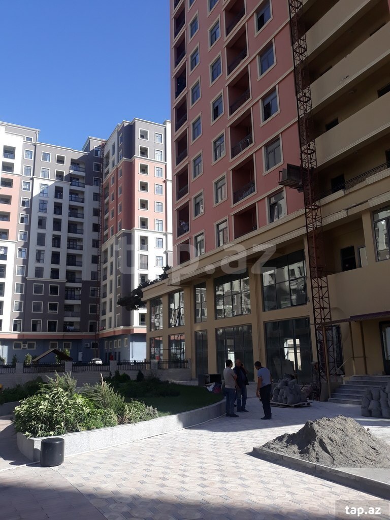 Obyekt, Qara Qarayev pr.