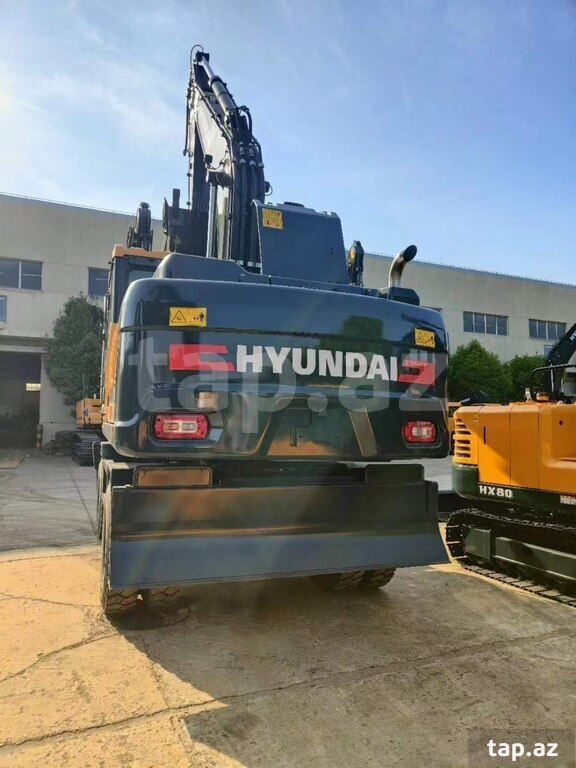 Hyundai 210, 2024 il (4)