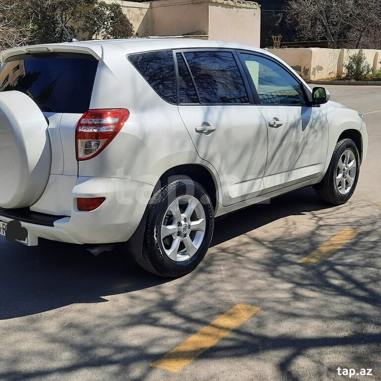 Toyota RAV 4, 2011 il (2)