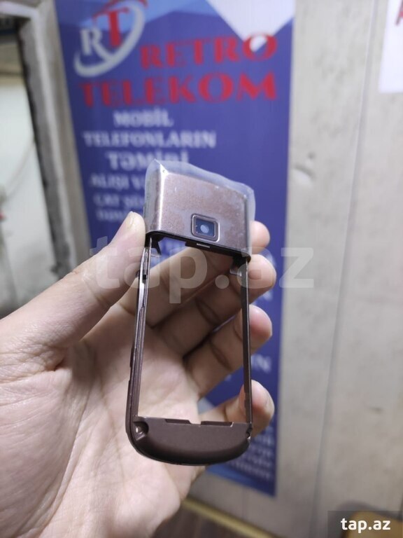 "Nokia 8800 Art" korpusu (4)