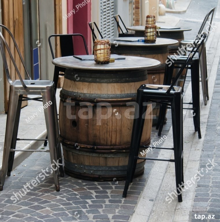 Terras üçün dekor oturacaq