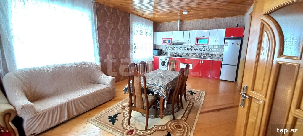 Həyət evi kirayə verilir, Qəbələ ş. (8)