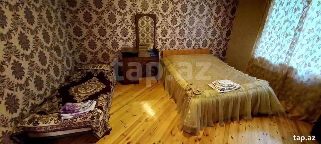 Həyət evi kirayə verilir, Qəbələ ş. (11)