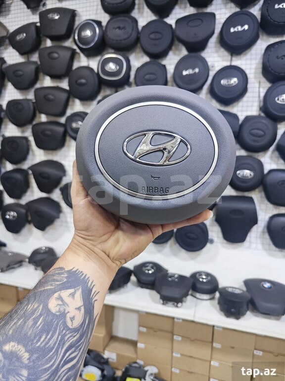 "Hyundai Elantra 2023" airbag