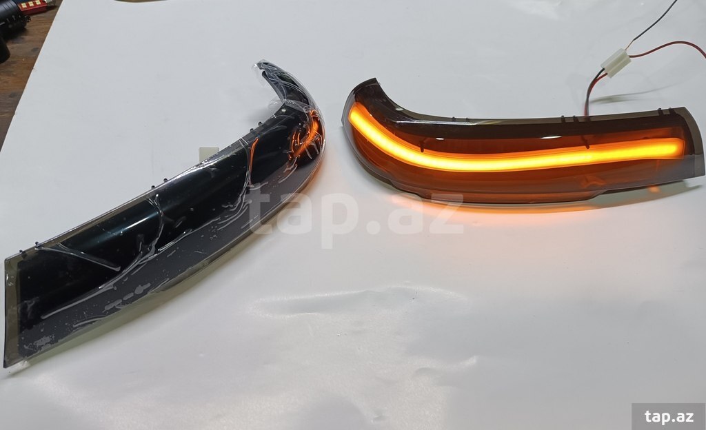 "Volkswagen Touareg 2000-2006" sağa, sola dönmə LED işıqları