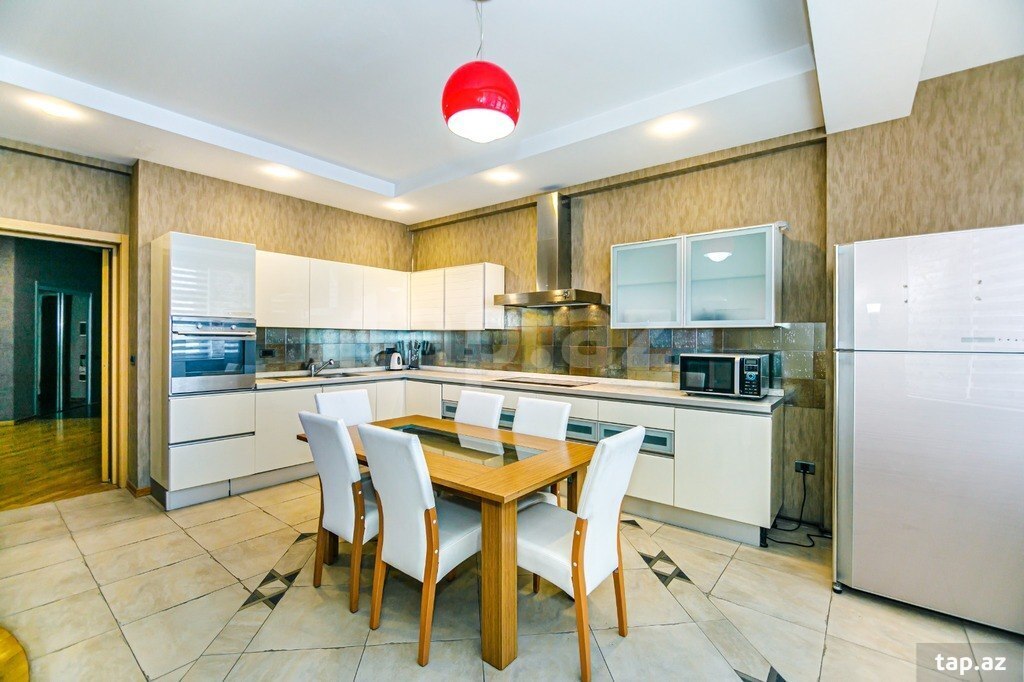 4-otaqlı yeni tikili kirayə verilir, Rəşid Behbudov küç., 220 m² (21)
