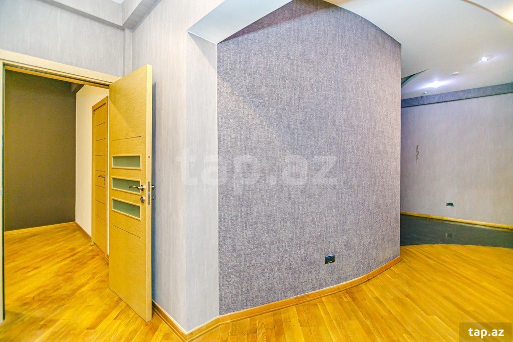 4-otaqlı yeni tikili kirayə verilir, Rəşid Behbudov küç., 220 m² (33)