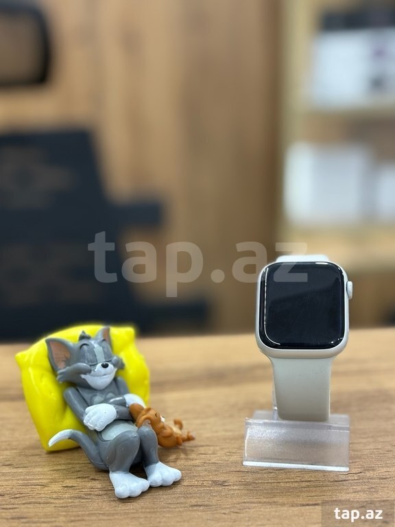 Apple Watch Series 8 Aluminum Silver 45mm