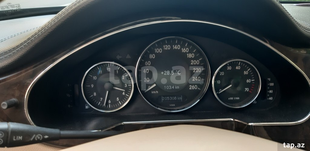 Mercedes CLS 350, 2005 il (24)