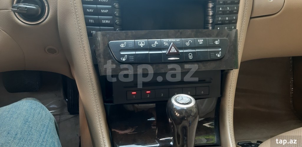 Mercedes CLS 350, 2005 il (26)