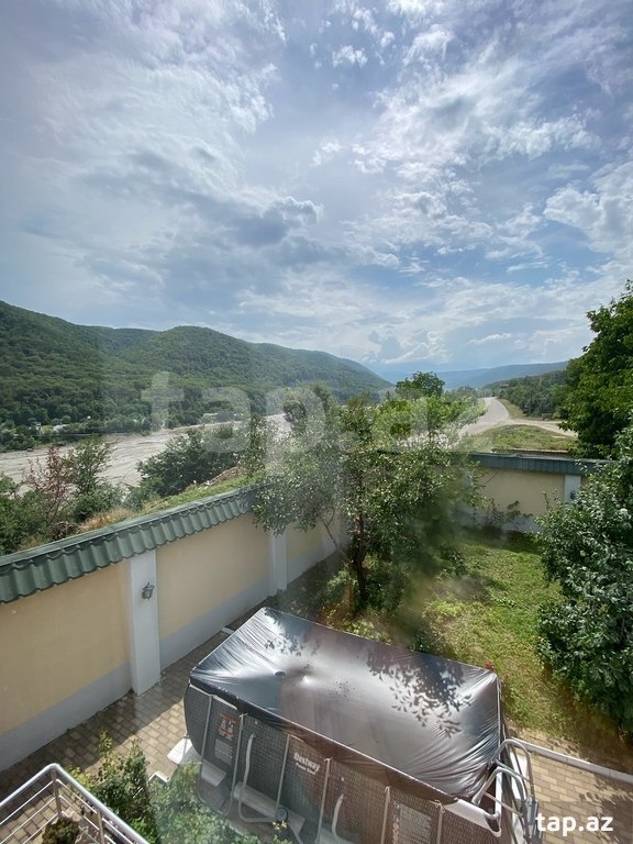 Villa kirayə verilir, Quba r. (14)