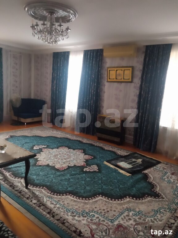5 otaqlı həyət evi satılır, Ağdaş