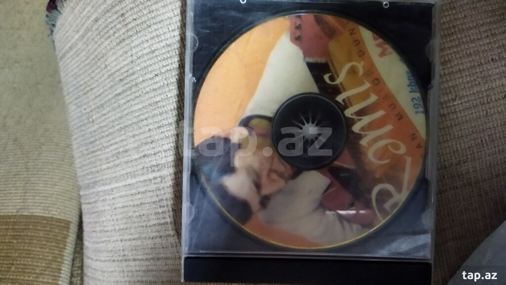 Audio videokaset  (6)