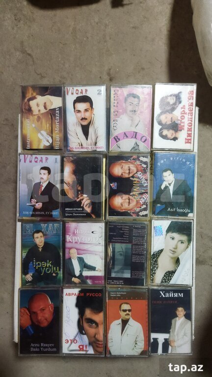 Audio videokaset  (7)
