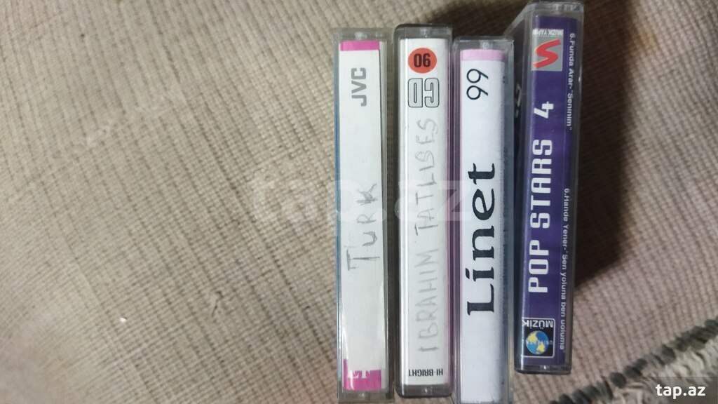 Audio videokaset  (10)