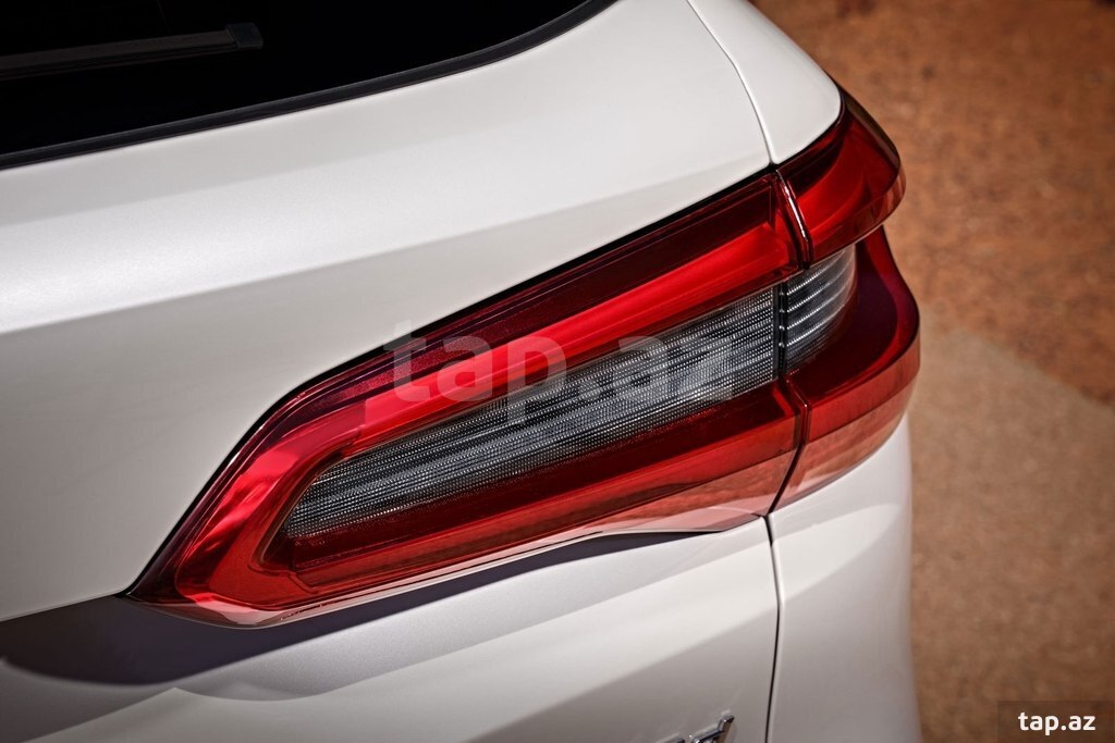 “BMW G05 2022” arxa stopları (5)