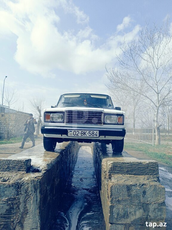 LADA (VAZ) 2107, 2004 il