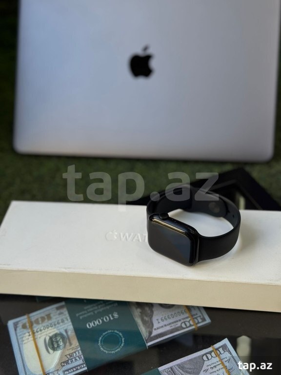 Apple Watch Series 9 Aluminum Midnight 45mm