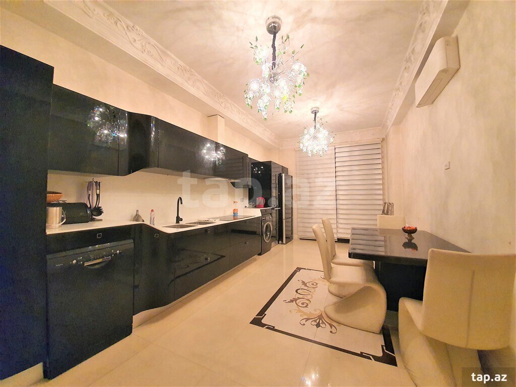 3-otaqlı yeni tikili kirayə verilir, 8 Noyabr pr., 200 m² (12)