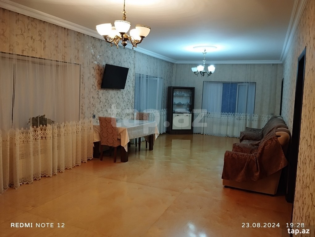 Həyət evi, Xudat qəs.