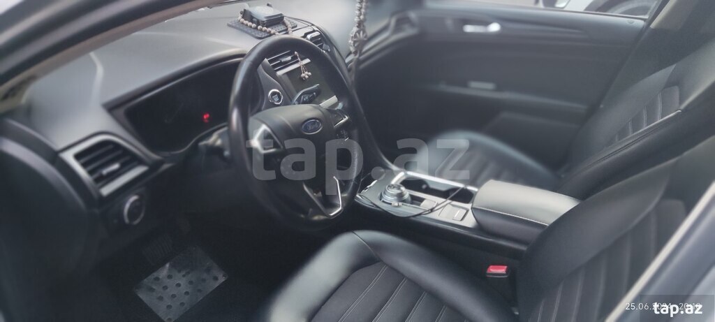 Ford Fusion, 2018 il (14)