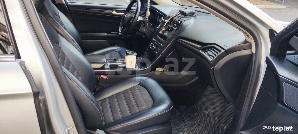 Ford Fusion, 2018 il (16)