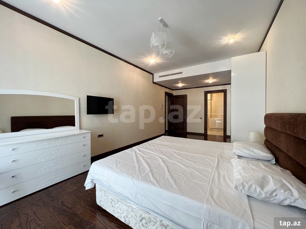 3-otaqlı yeni tikili kirayə verilir, Neftçilər pr., 165 m² (17)