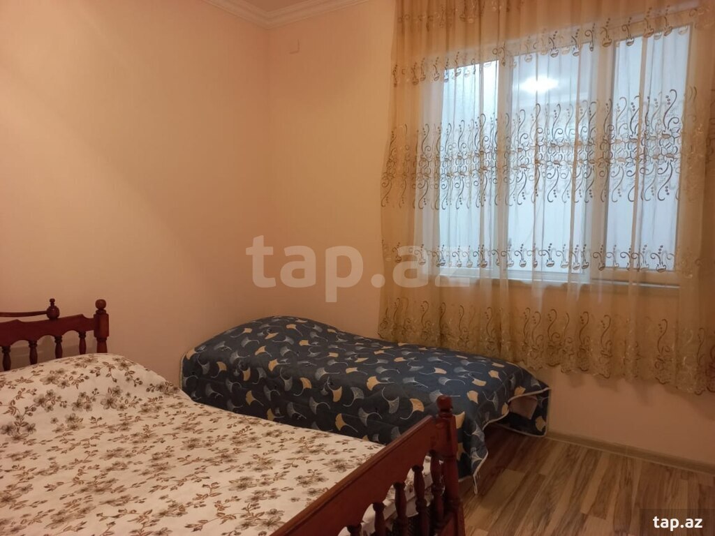 Həyət evi, İstiqlaliyyət küç.