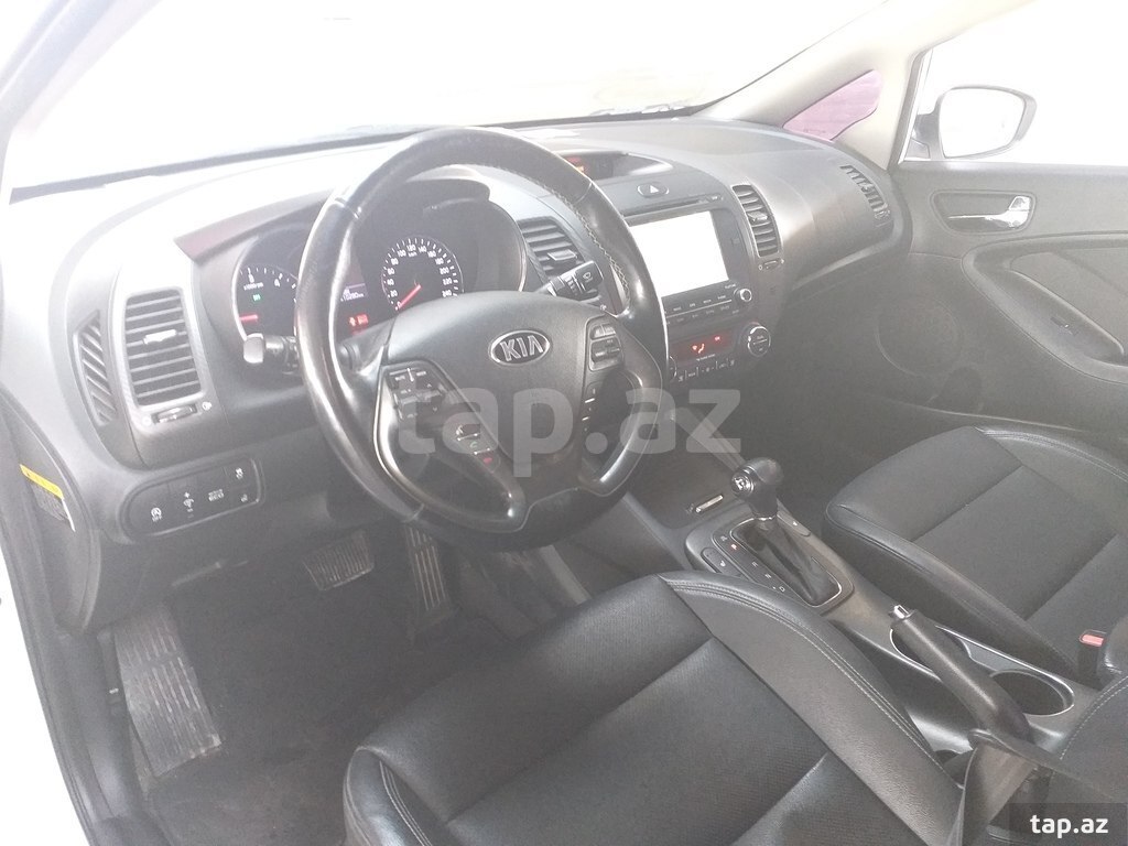 KIA Cerato, 2015 il (4)
