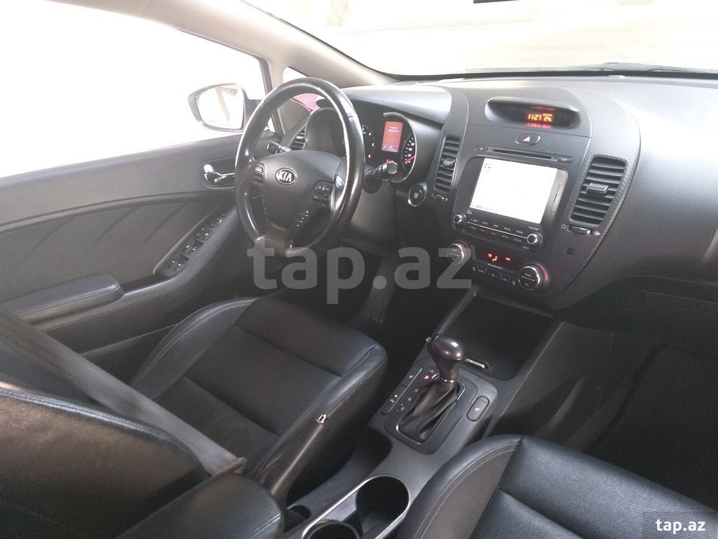 KIA Cerato, 2015 il (7)