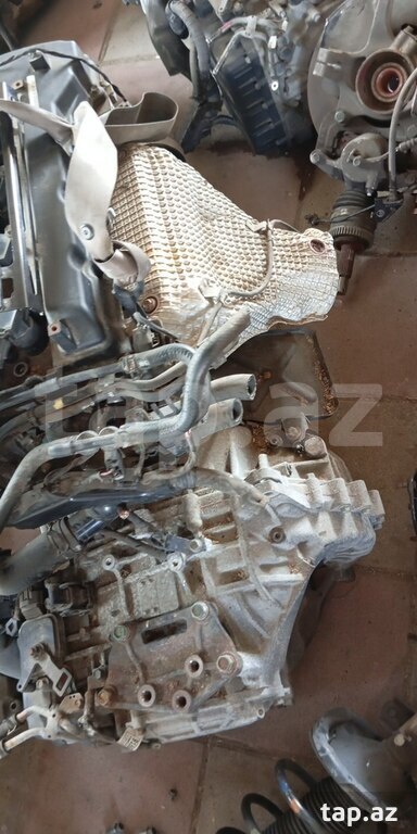 "Kia Sportage" ehtiyat hissələri  (3)