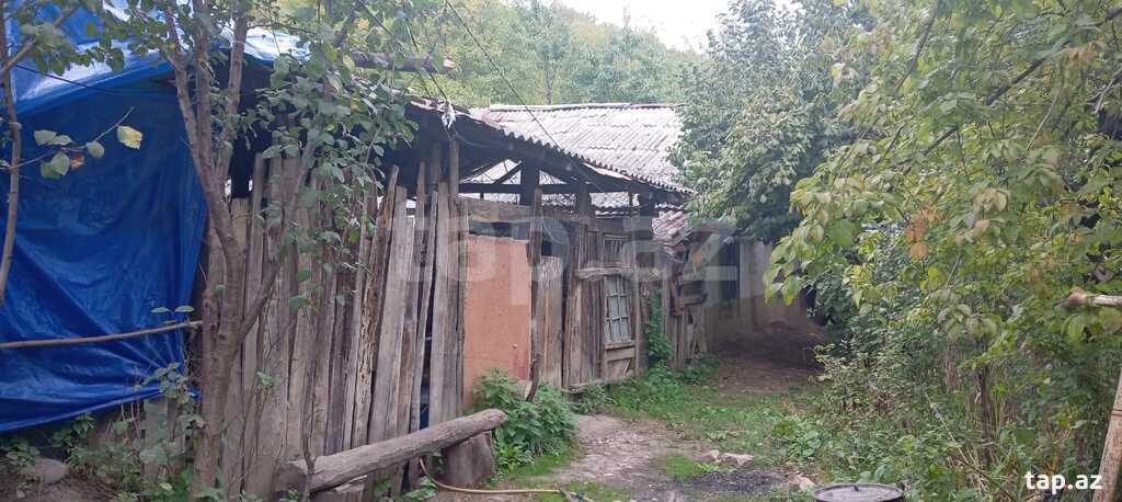 Torpaq satılır, Ərməki, Quba