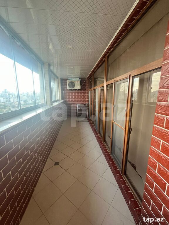 7-otaqlı yeni tikili, Mərdənov Qardaşları küç. 23, 550 m²