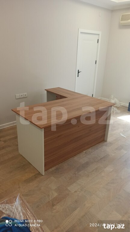 Ofis masası