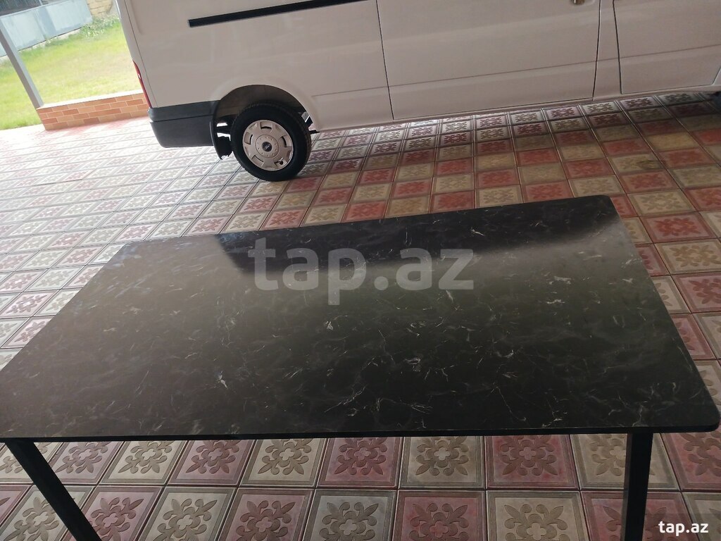 Masa və oturacaqların icarəsi (22)
