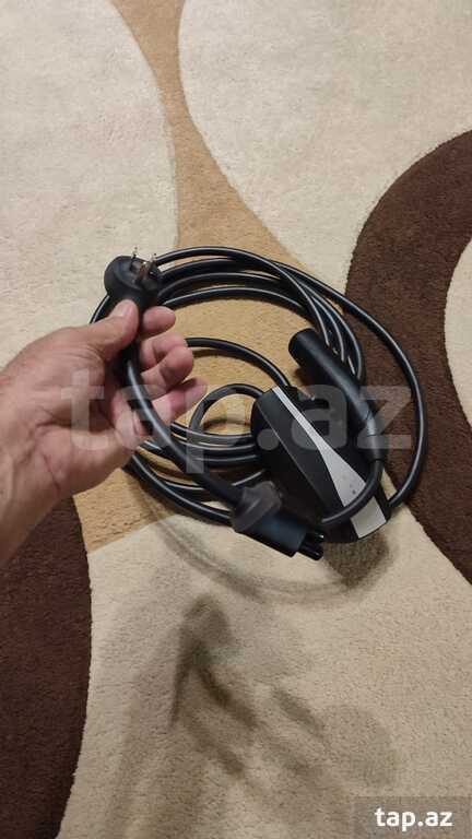 Tesla charger (4)