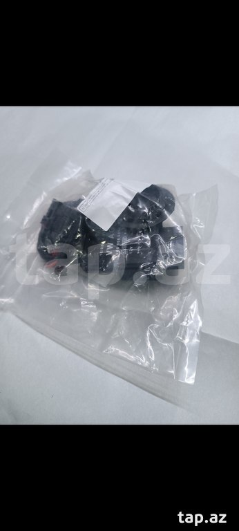 "Volkswagen Passat CC, B6, B7, B8" yanacaq nasosunun relesi (3)