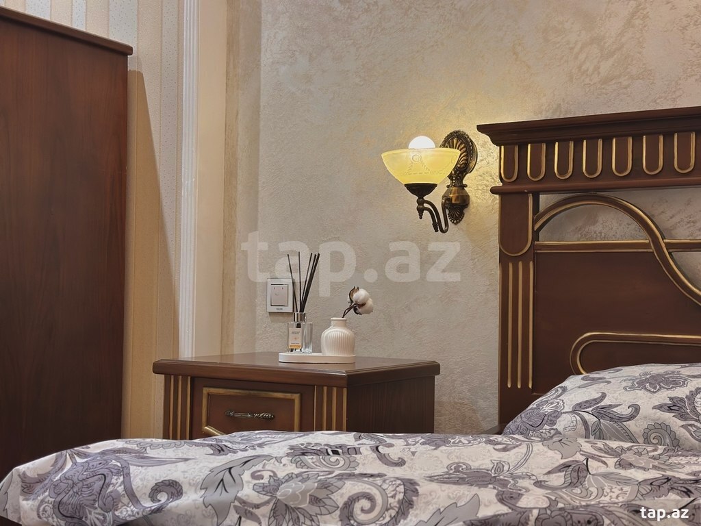 3-otaqlı yeni tikili kirayə verilir, Sabit Orucov küç., 160 m²
